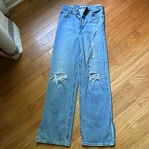 Levi’s high waisted jeans
